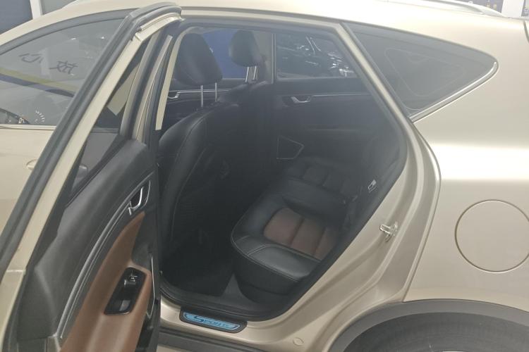 吉利汽车 帝豪GS 2017款 运动版 1.3T 自动智联型中控内饰21