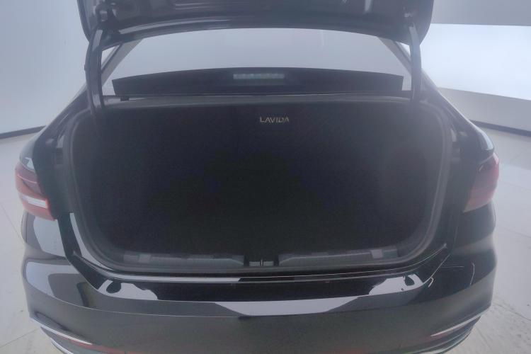 大众 朗逸 2024款 1.5L 自动五百万版机舱底盘23