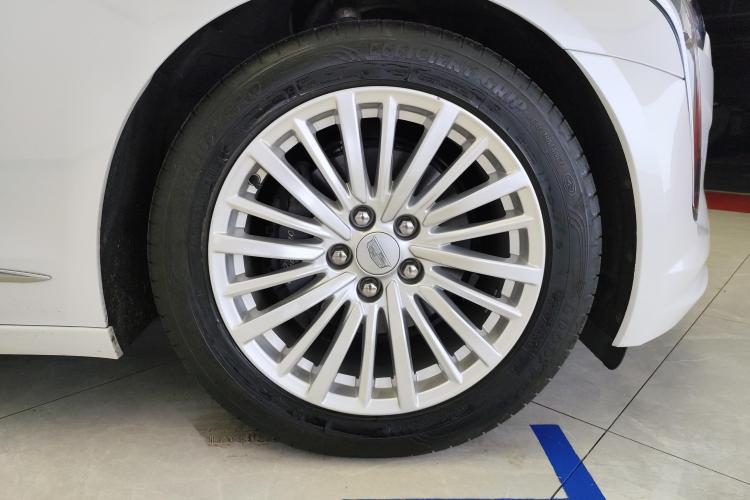 凯迪拉克CT6 2022款 28T 豪华型车身外观10