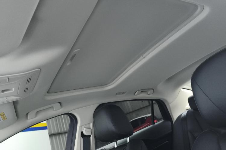 红旗H5 2020款 1.5T DCT旗悦版中控内饰22