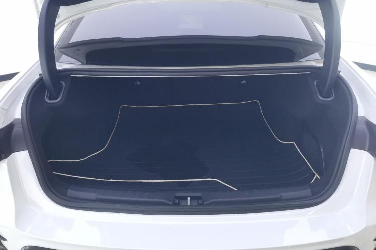 领克03 2023款 1.5TD DCT劲Pro机舱底盘23