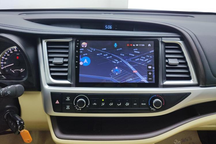 丰田 汉兰达 2021款 2.0T 两驱精英版 5座中控内饰16