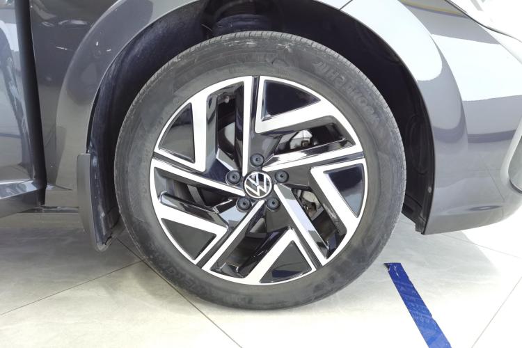 大众 速腾 2023款 300TSI DSG超越版车身外观10