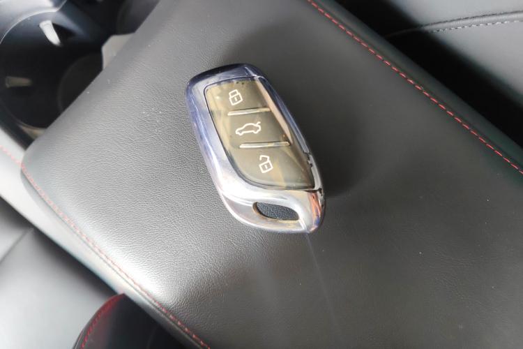 名爵 MG5 2025款 300TGI 全球旗舰版中控内饰11