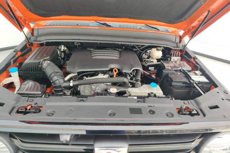 坦克300 2021款 越野版 2.0T 征服者机舱底盘24