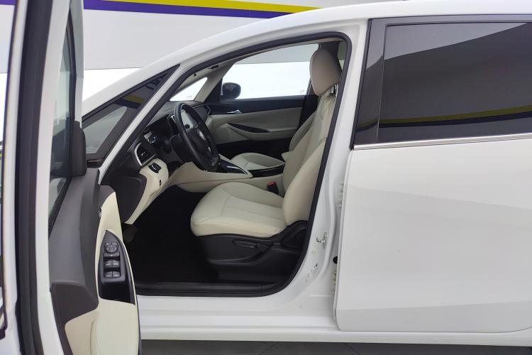 别克GL6 2019款 18T 5座精英型 国V中控内饰19