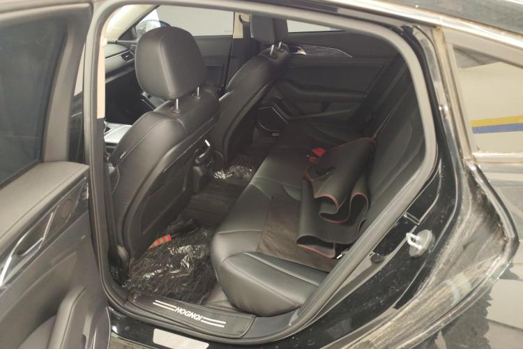 红旗H5 2022款 经典款 改款 1.5T DCT旗韵版中控内饰21