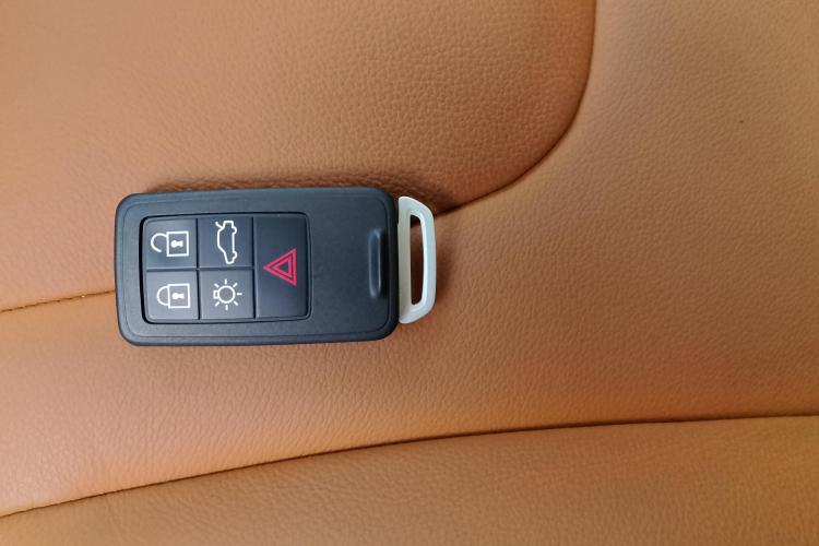 沃尔沃S60 2019款 S60L 改款 T5 智驭菁英版中控内饰11