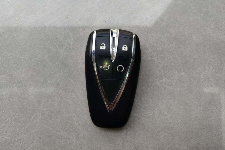 长安 逸动 2023款 畅享版 PLUS 蓝鲸NE 1.4T GDI DCT尊贵版中控内饰11