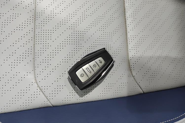 吉利汽车 帝豪 2022款 第4代 1.5L CVT旗舰型中控内饰11