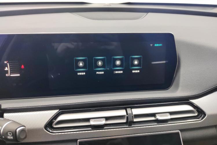 北京汽车 北京X7 2020款 1.5TD DCT致尚版中控内饰16