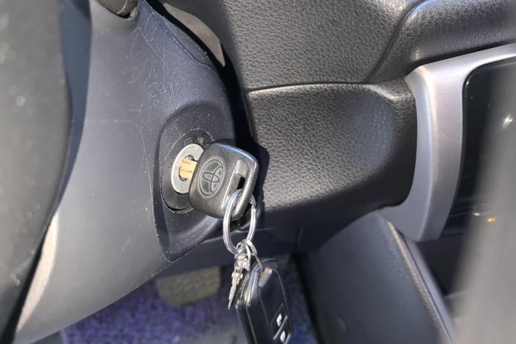 丰田 威驰FS 2019款 1.5L CVT锋驰版中控内饰11