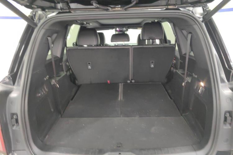 广汽传祺 传祺GS8 2022款 双擎系列 2.0TM 两驱尊贵版 （七座）机舱底盘23