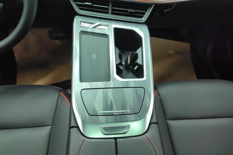 哈弗神兽 2023款 1.5T 智享版中控内饰18