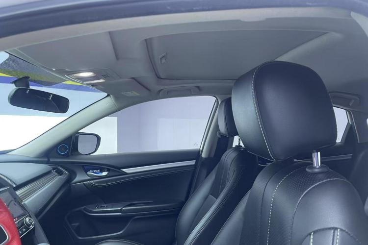 本田 思域 2019款 220TURBO CVT燃动版 国VI中控内饰22