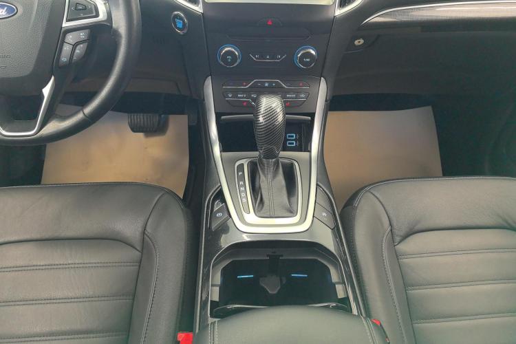 福特 锐界 2018款 EcoBoost 245 两驱豪锐型 7座 国V中控内饰18