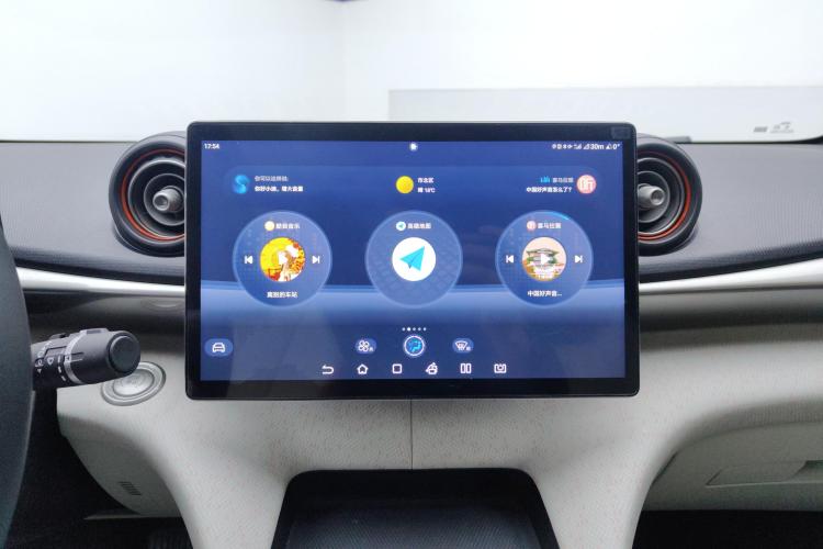 比亚迪 海豚 2021款 405km 时尚版中控内饰16