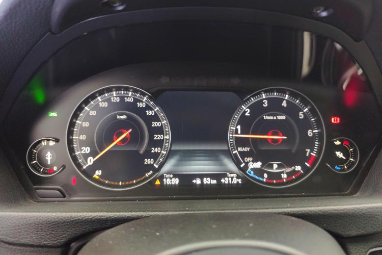 宝马3系 2019款 320Li M运动套装中控内饰14