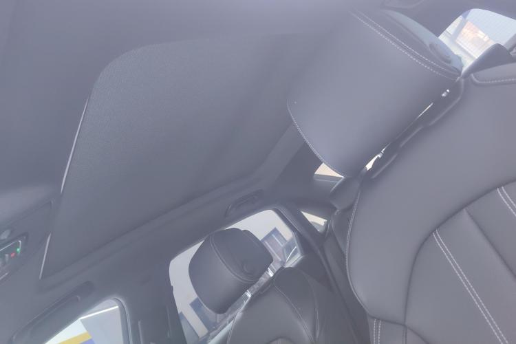 奥迪A4L 2024款 40 TFSI 豪华动感型中控内饰22