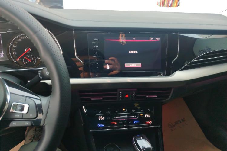 大众 帕萨特 2020款 330TSI 精英版 国VI中控内饰16