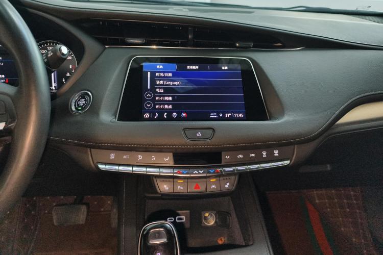 凯迪拉克XT4 2022款 28T 两驱豪华型中控内饰16