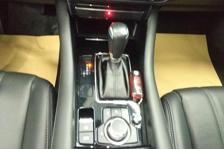 马自达 阿特兹 2021款 2.5L 蓝天运动版中控内饰18