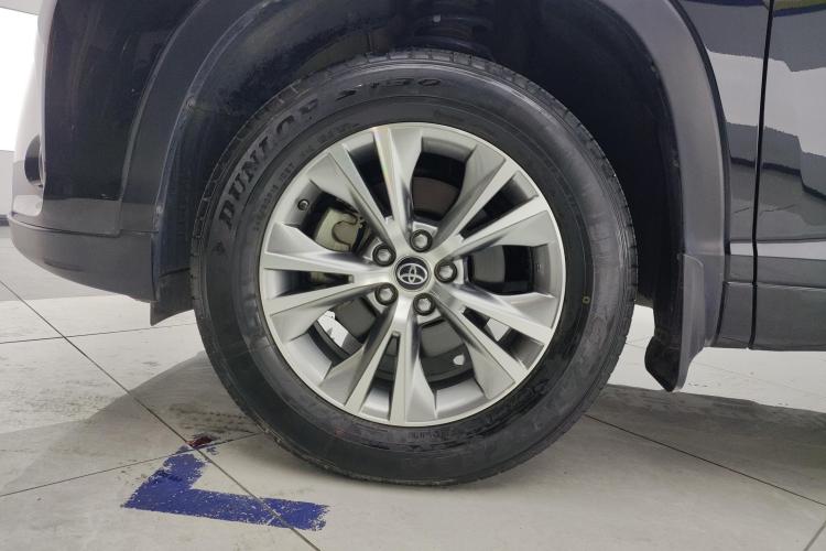 丰田 汉兰达 2021款 2.0T 两驱精英版 5座车身外观10