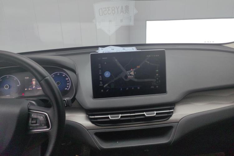 红旗E-QM5 2022款 431km 充电乐享版中控内饰16