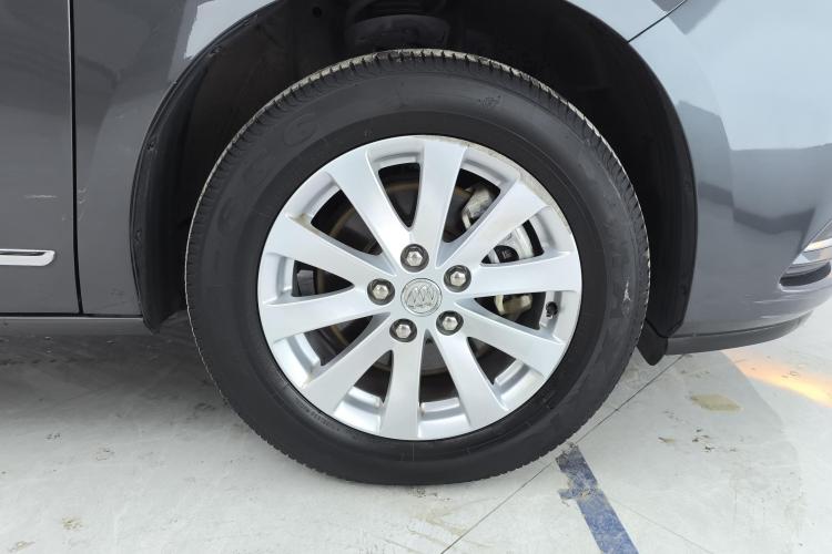 别克GL8 2018款 28T 豪华型 国VI车身外观10