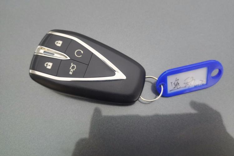 长安 逸动 2024款 1.5T GDI自动 旗舰型中控内饰11