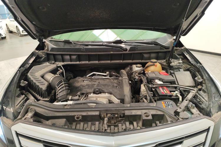 凯迪拉克XT5 2018款 25T 豪华型机舱底盘24