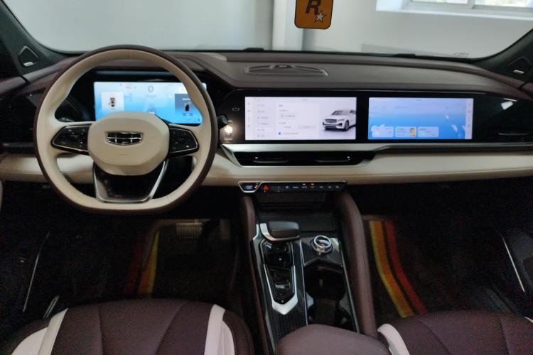 吉利汽车 星越L 2021款 2.0TD DCT EVO两驱智尊型中控内饰12