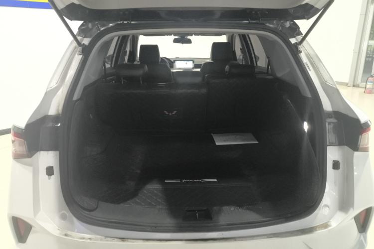 五菱汽车 五菱星辰 2021款 1.5T CVT星辉版机舱底盘23