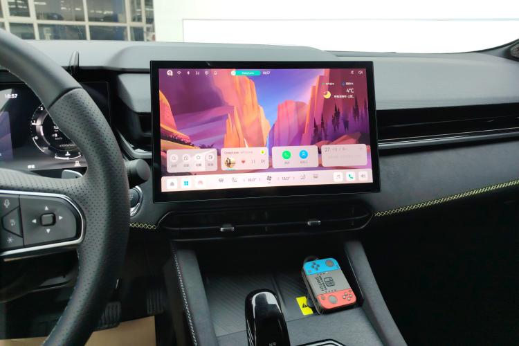 领克03 2023款 2.0TD DCT劲Pro中控内饰16