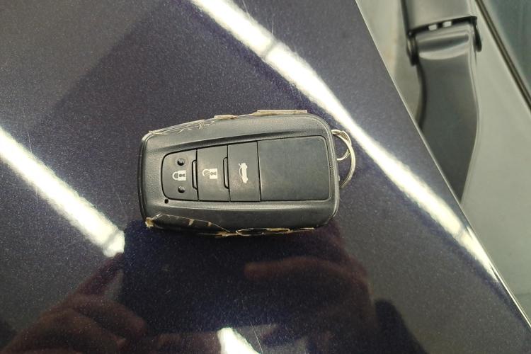 丰田 亚洲狮 2021款 2.0L 旗舰版中控内饰11