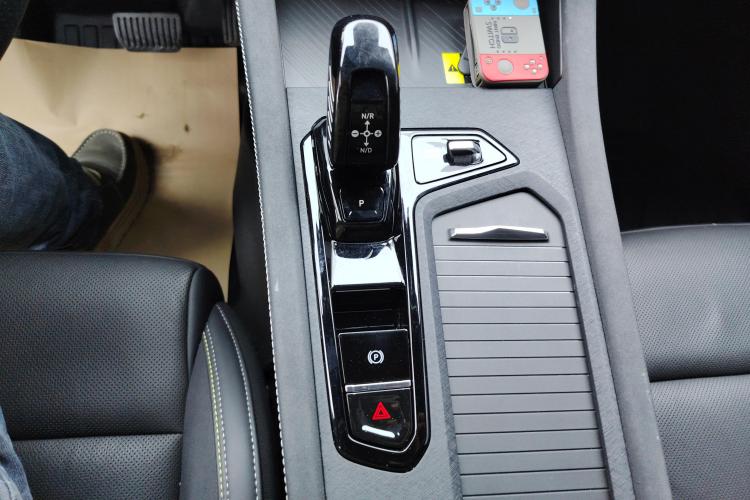 领克03 2023款 2.0TD DCT劲Pro中控内饰18