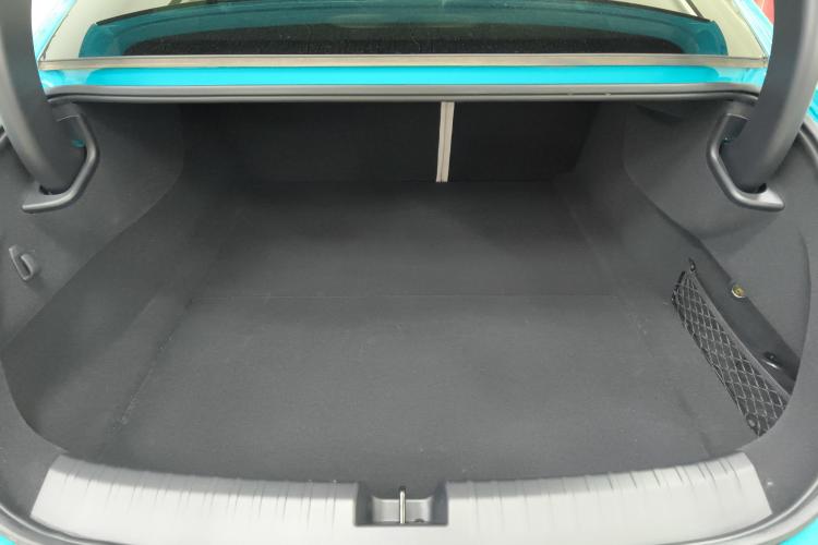 小米汽车 小米SU7 2024款 四驱超长续航高阶智驾Max版机舱底盘23