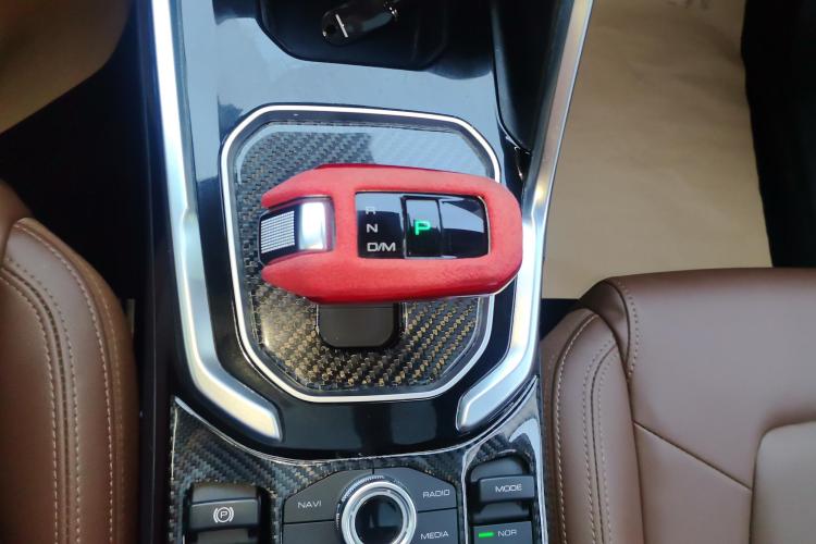 哈弗H6 2017款 蓝标 2.0T 自动两驱领尚型中控内饰18