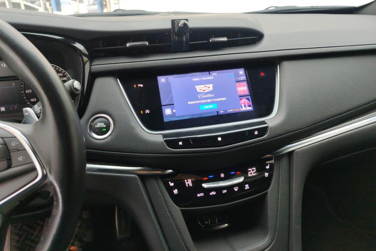 凯迪拉克XT5 2021款 2.0T 四驱尊贵型中控内饰16