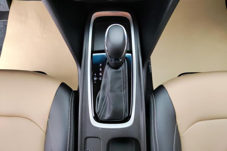 雪佛兰 科鲁泽 2022款 320 自动悦享天窗版中控内饰18