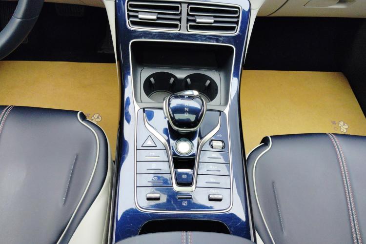 比亚迪 秦PLUS 2021款 DM-i 120KM 尊贵型中控内饰18