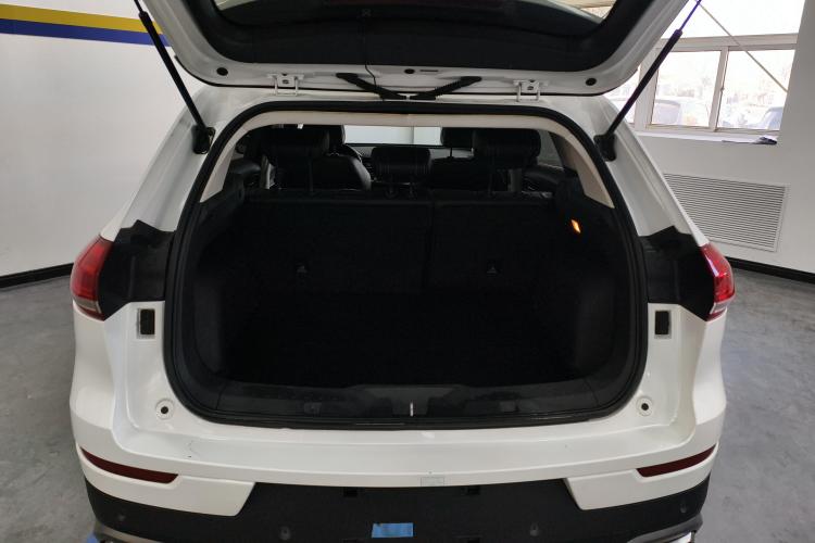 哈弗H6 2019款 2.0GDIT 自动冠军版 国V机舱底盘23