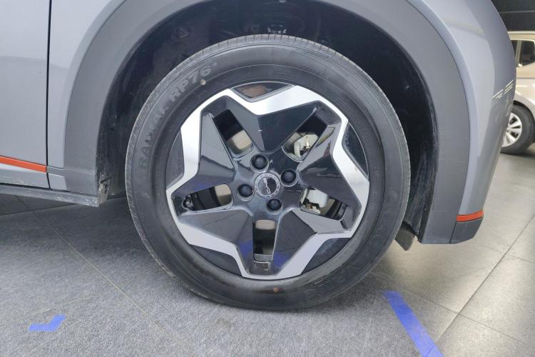 比亚迪 海豚 2021款 405km 时尚版车身外观10