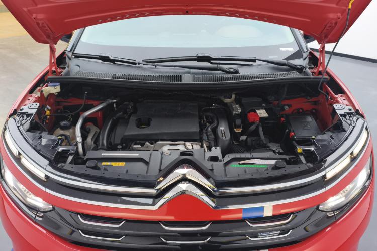 雪铁龙 天逸 C5 AIRCROSS 2017款 380THP 旗舰型机舱底盘24