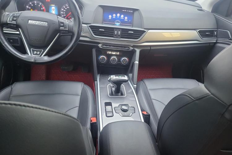 哈弗H6 2018款 蓝标 运动版 1.5T 自动两驱精英型中控内饰18