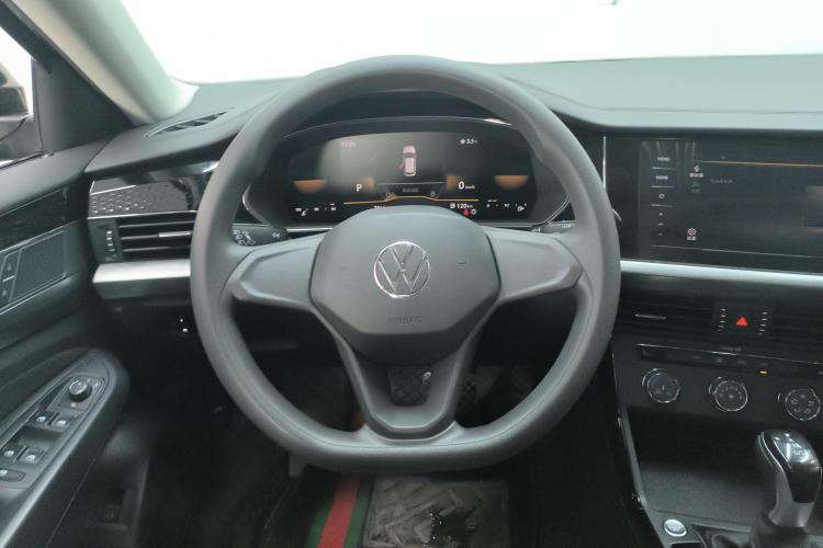 大众 帕萨特 2023款 改款 280TSI 商务版中控内饰13