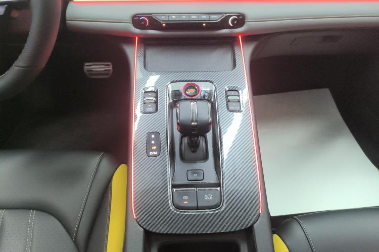 广汽传祺 影豹 2023款 270T DCT J15版中控内饰18