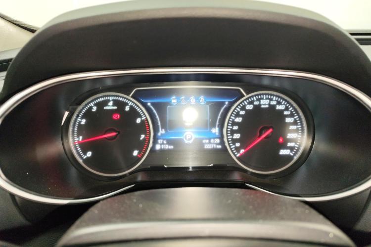 红旗H5 2022款 经典款 改款 1.5T DCT旗韵版中控内饰14