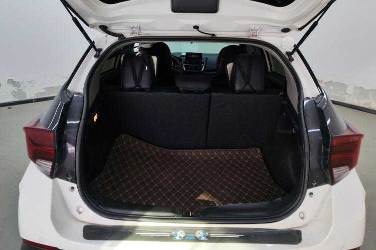 丰田 YARiS L 致炫 2022款 致炫X 1.5L CVT豪华PLUS版机舱底盘23