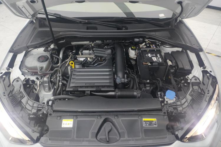 奥迪A3 2024款 Sportback 35 TFSI 时尚运动型机舱底盘24